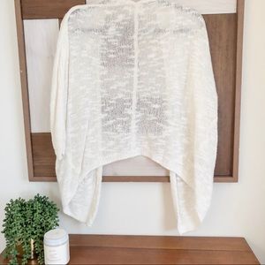 Old Navy Sweaters - Old Navy Cream Cardigan Old Navy Sweaters - Old Navy Cream Cardigan